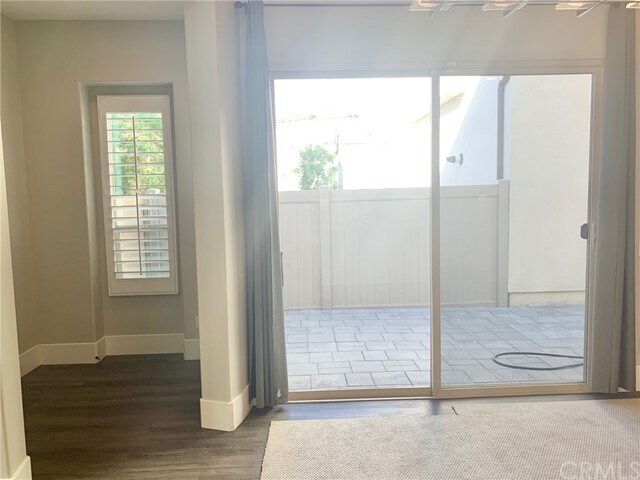 Building Photo - 232 Primrose Dr