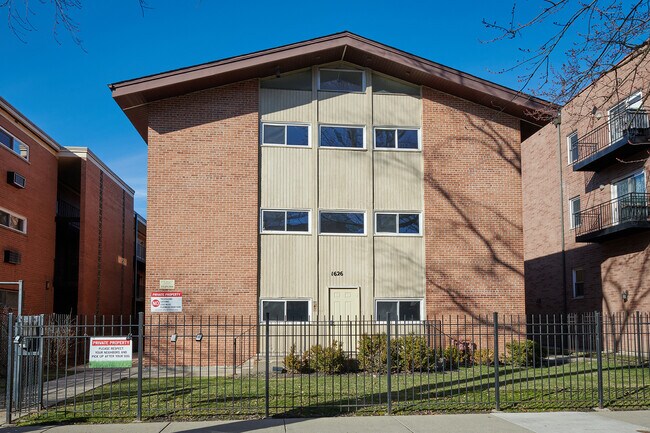 Foto del edificio - 1626 W Estes Ave