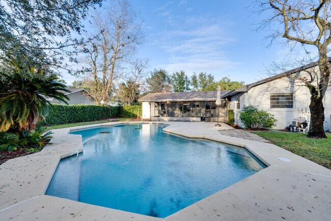 Foto del edificio - 8644 Sandberry Blvd