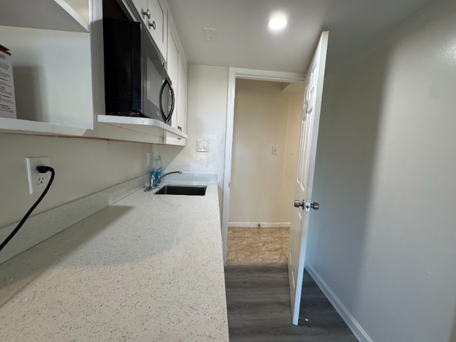 Foto del edificio - 127 Marbly Ave