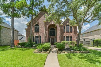 Building Photo - 14015 Falcon Heights Dr