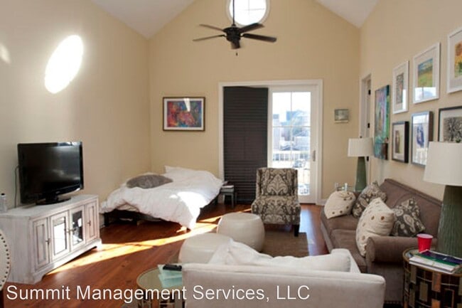Building Photo - 1 br, 1 bath House - 1200 Jefferson #306