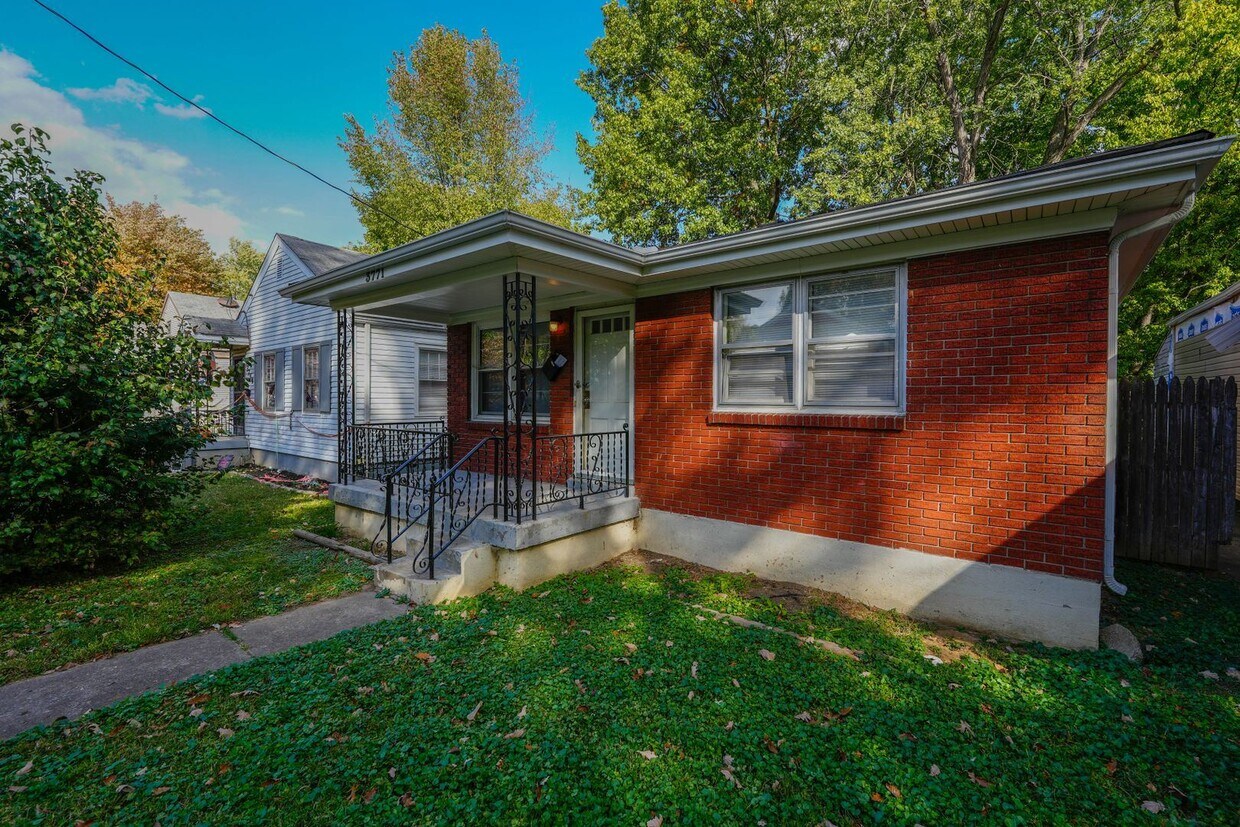 3771 Craig Ave, Louisville, KY 40215 House Rental in Louisville, KY