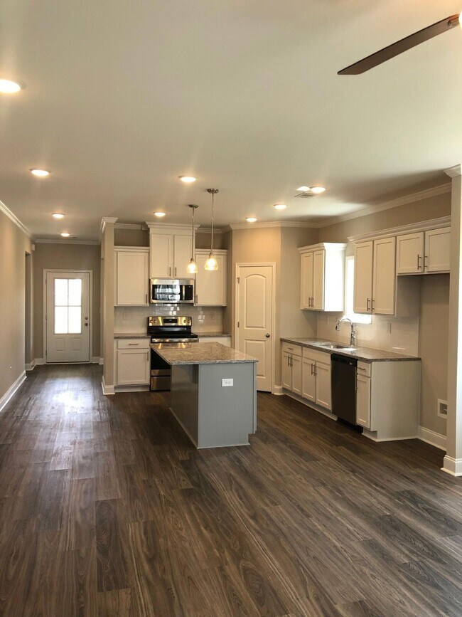 Foto del edificio - 246 Andrews Ln