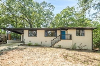 Building Photo - 3833 Bakers Ferry Rd SW