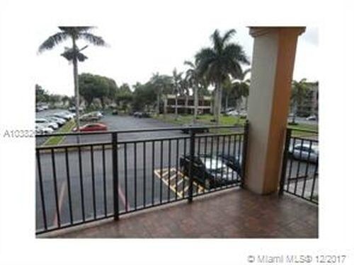 Foto del edificio - 9300 Fontainebleau Blvd