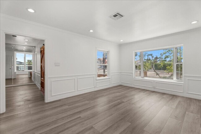 Foto del edificio - Updated 3-Bedroom Home with Outdoor Kitche...