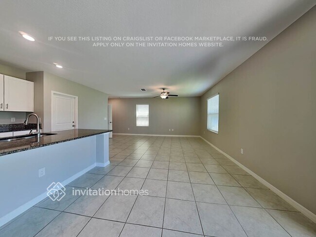 Foto del edificio - 7735 Silver Berry Ct