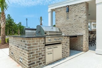 Building Photo - 147 Laurenco Loop Building Photo - 147 Laurenco Loop