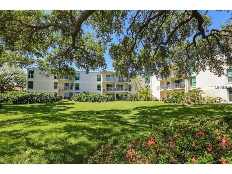 Primary Photo - 3325 Bayshore Blvd