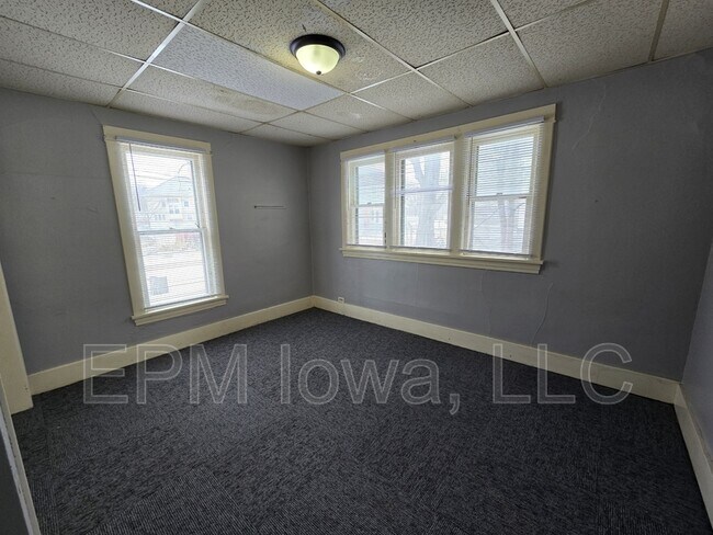 Foto del edificio - 119 Irving St