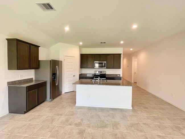 Building Photo - 7515 Cattle Walker Ct