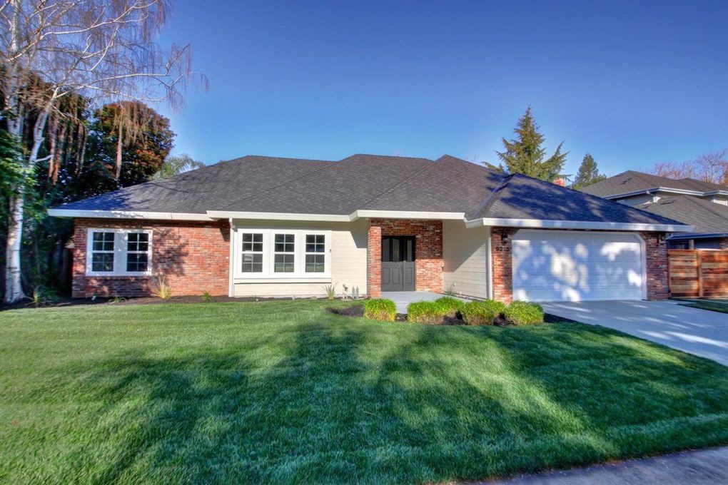 Primary Photo - 9215 Camden Lake Way