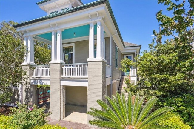 Building Photo - 4301 Iberville St