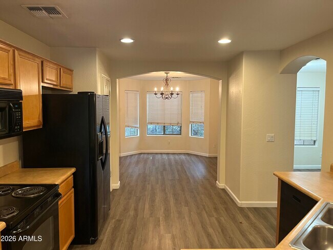 Building Photo - 11292 N 161st Dr