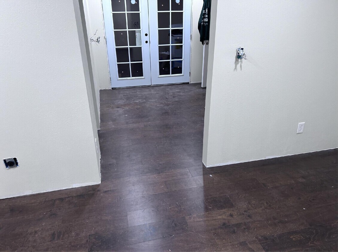 Foto principal - 2550 Sandra Ct