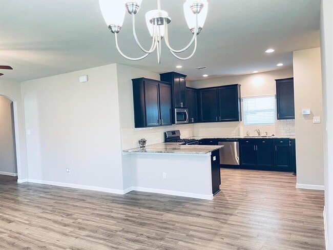 Building Photo - 10314 Birch Peak Dr