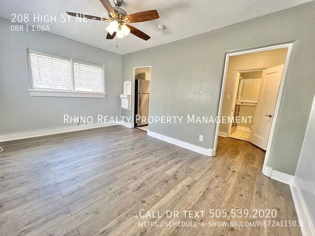 Building Photo - Welcome to Alhambra Court! Studio, 1 Bath!