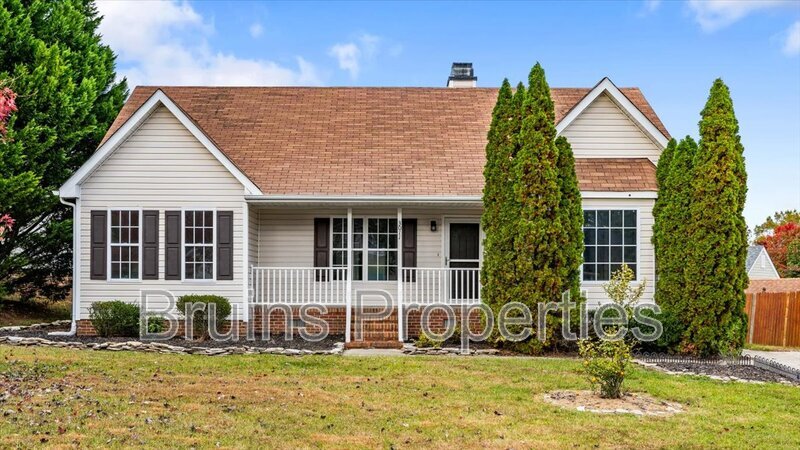 Primary Photo - 3011 Butterwood Dr