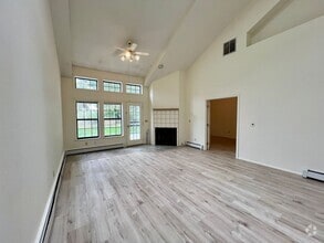 Building Photo - 2 W Ridge Ct