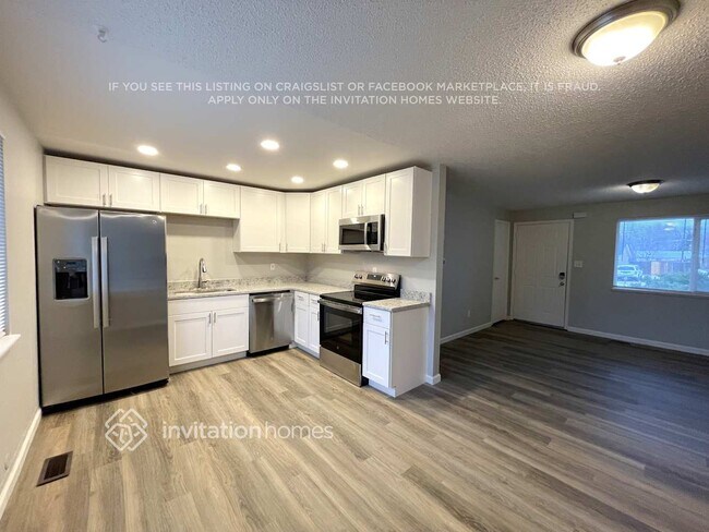 Foto del edificio - 4107 Browning Ave