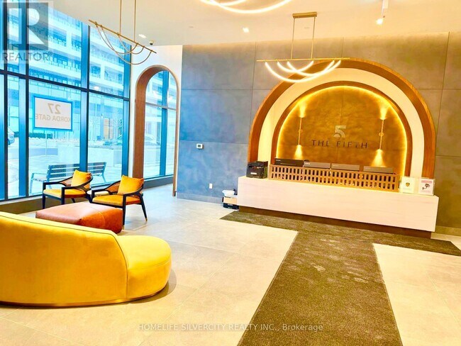 Building Photo - 27 Korda Gate