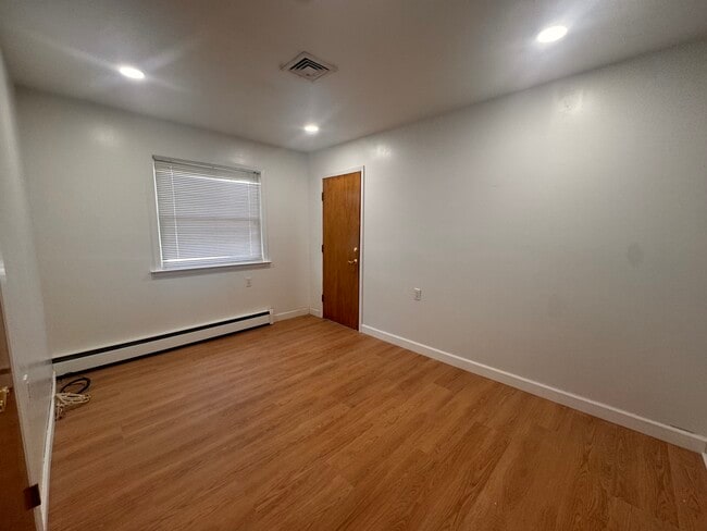 Building Photo - 63 Liberta Dr