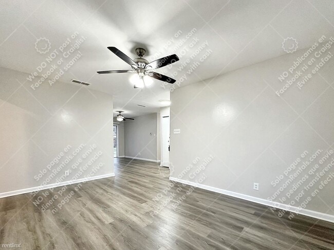 Foto del edificio - 4 br, 2 bath House - 4331 Sunshadow St