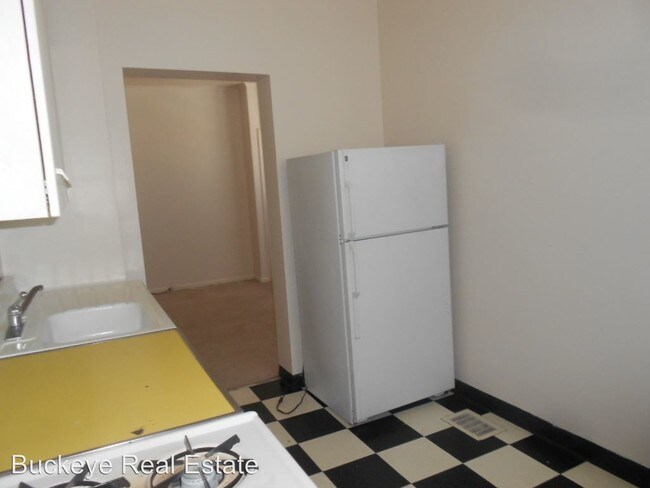 Foto del edificio - 79 W 5th Ave