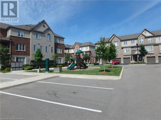 Photo du bâtiment - 1401 Plains Rd E