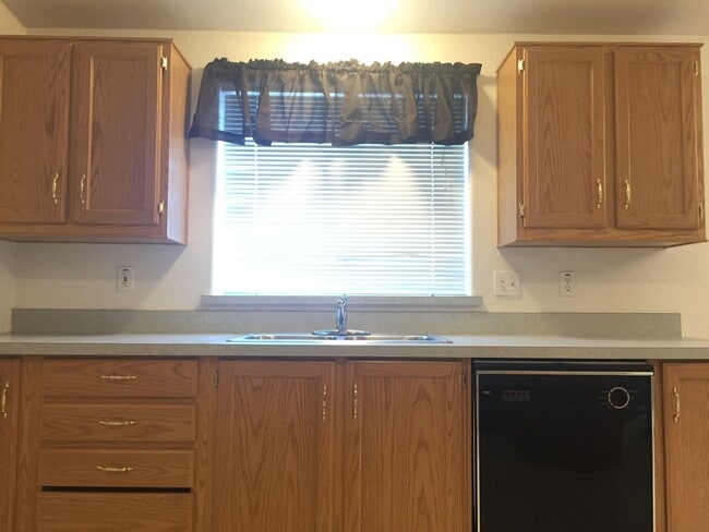 Foto del edificio - 3-Bed, 2-Bath Single-Family Home in Driggs