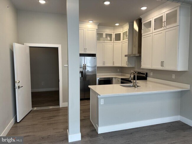 Foto del edificio - 907 Leland St