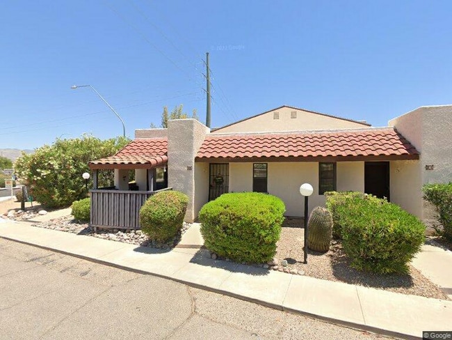 Building Photo - 9420 E Speedway Blvd