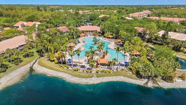 Foto del edificio - 2202 Hidden Lake Dr