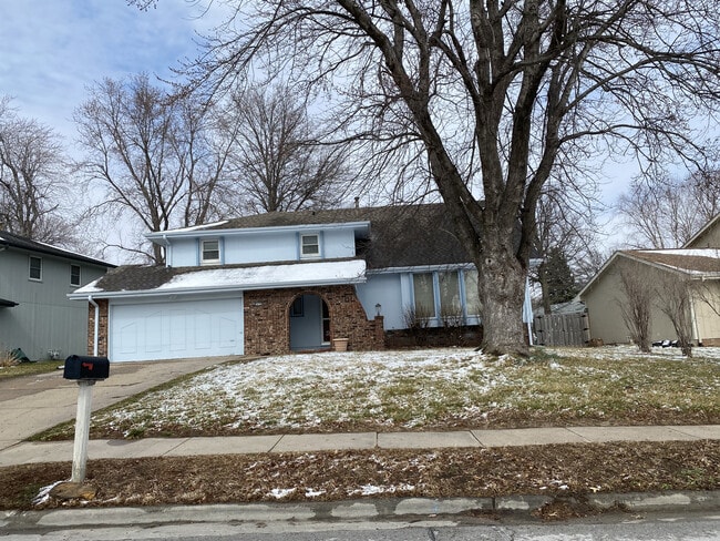 Building Photo - 14706 Harvey Oaks Ave