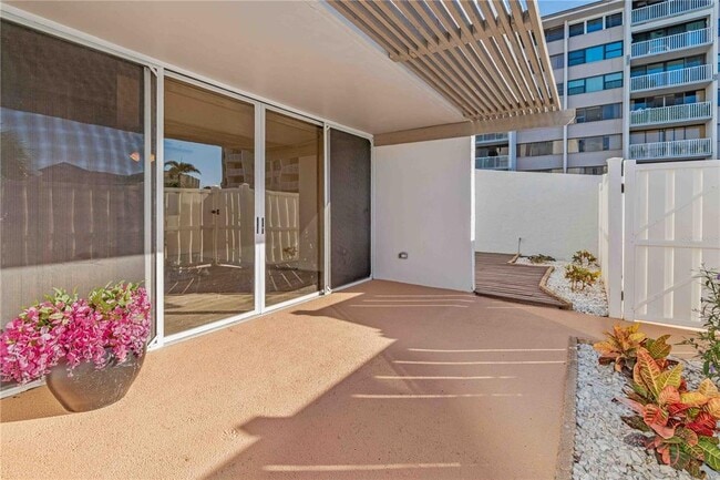 Building Photo - 500 Treasure Island Causeway