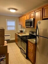 Building Photo - 63 Milton St