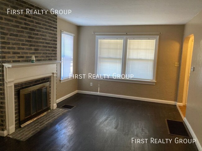 Building Photo - 3 Bedroom, 1 bath Home in Dayton, Move In ...