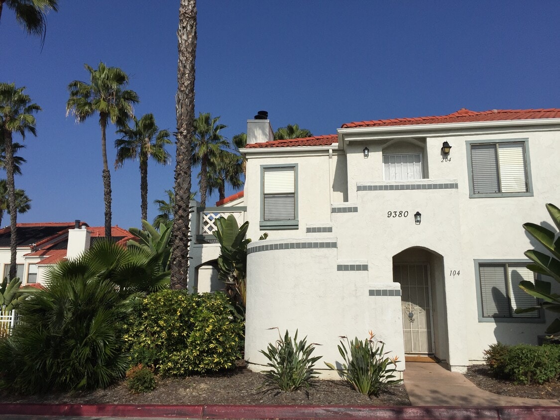 9380 Twin Trails Dr Unit 204, San Diego, CA 92129 Condo for Rent in