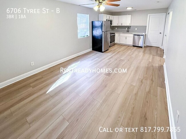 Building Photo - 6706 Tyree St