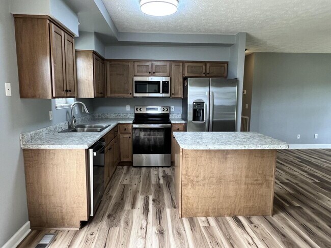 Foto del edificio - "Charming 3-Bedroom Haven with 2 Full Baths in Portland, TN – Your Cozy Retreat Awaits!"