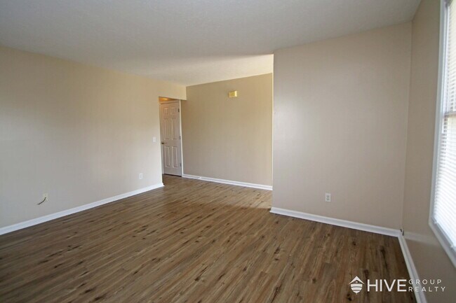 Foto del edificio - 1041 Oriole Ln