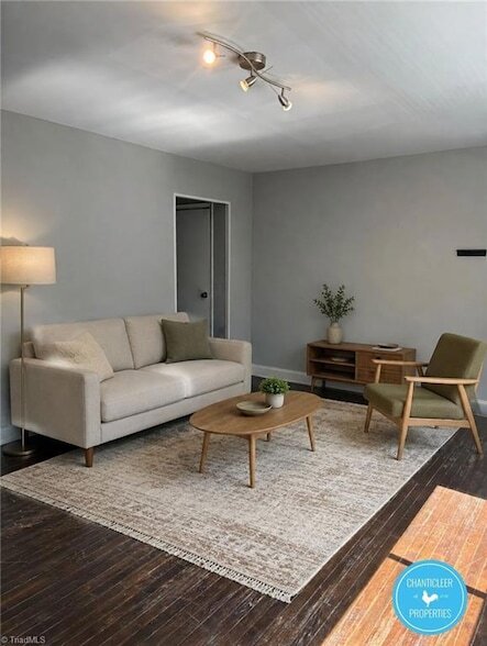 Foto del edificio - 1047 W Academy St