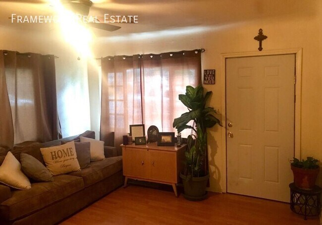 Foto del edificio - 1356-1376 Zephyr Street-1370