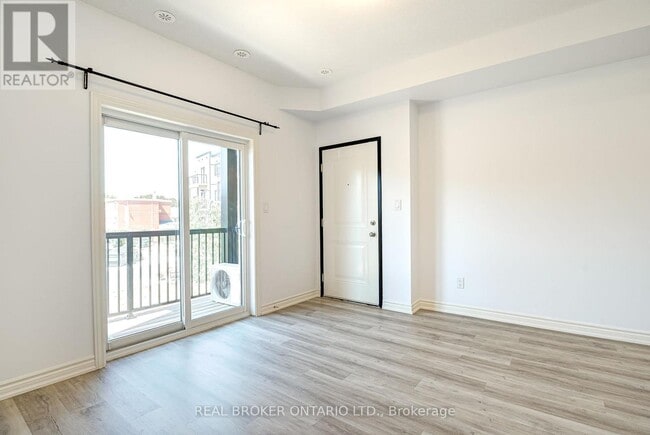 Building Photo - 164 Heiman St