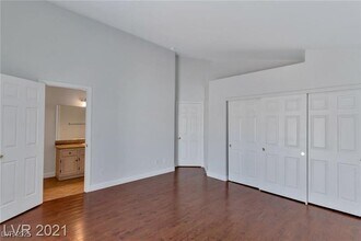 Building Photo - 3838 Birchview Ct