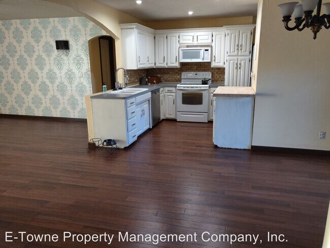 Building Photo - 3 br, 2 bath House - 2510 Mt Vernon Rd