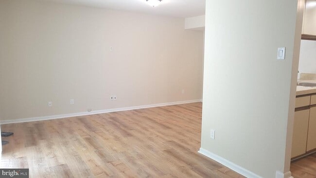 Building Photo - 14305 Colonel Clagett Ct