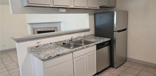 Building Photo - 375 Fantail Loop