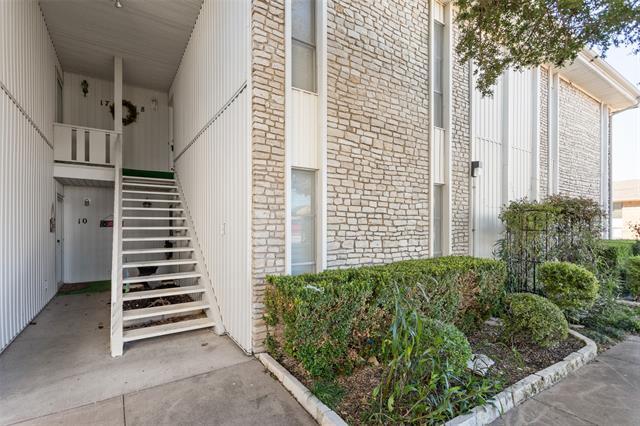Building Photo - 4211 Fairway Dr